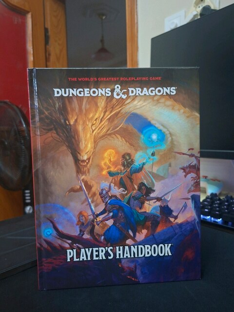 Dungeons And Dragons Players Handbook (DND 5e)(2024)