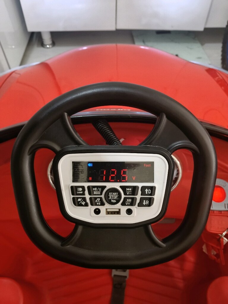 12 Volt Kumandalı Bluetoothlu Akülü Araba - 5