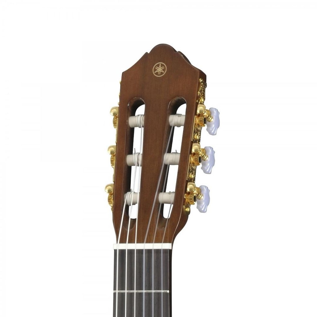 YAMAHA C70 - 3