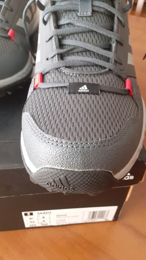 adidas spor ayakkabı 42 numara - 2
