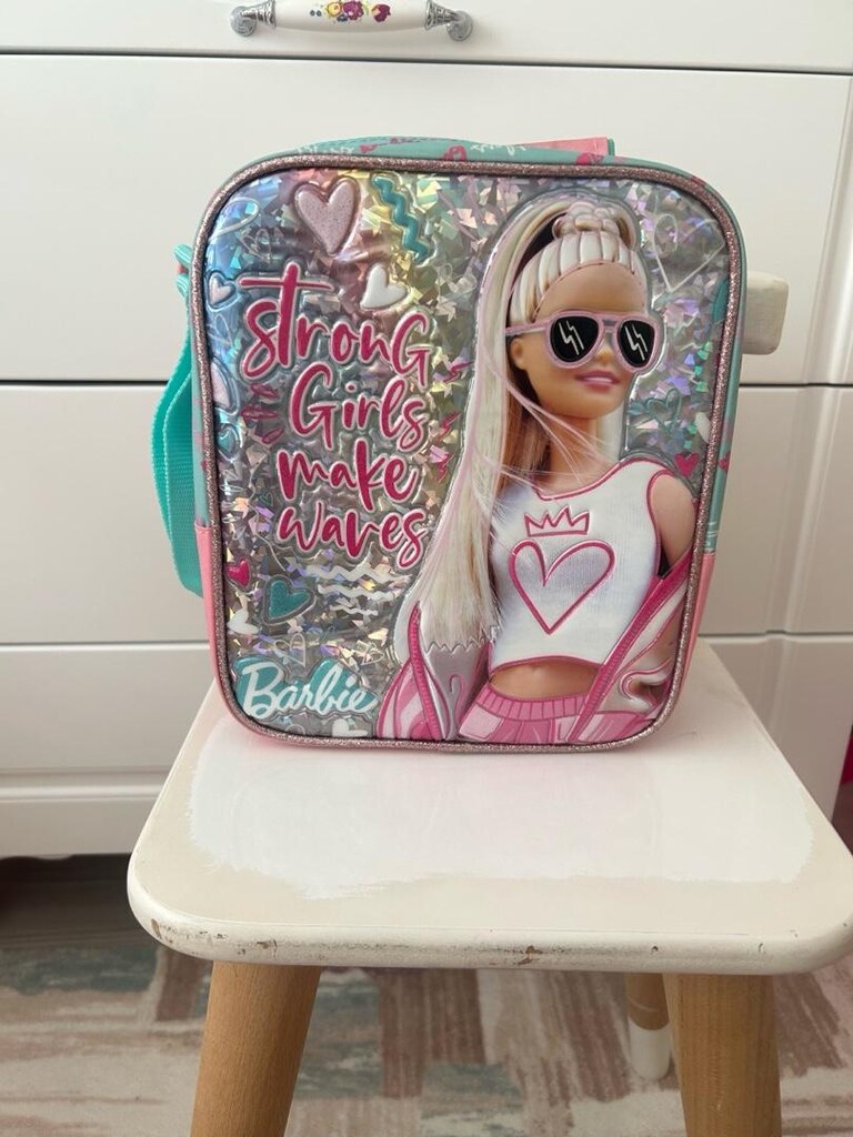 anasıfı barbie lisanslı okul çantası ve beslenmesi - 8