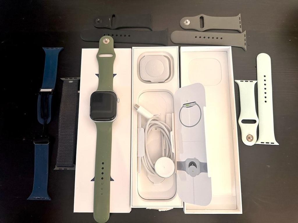 Apple Watch Series 10 46mm - 2