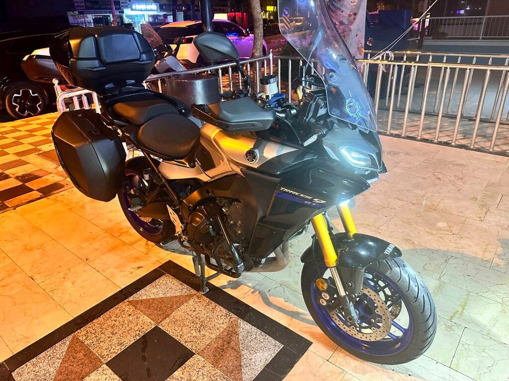 tracer 9 gt - 6