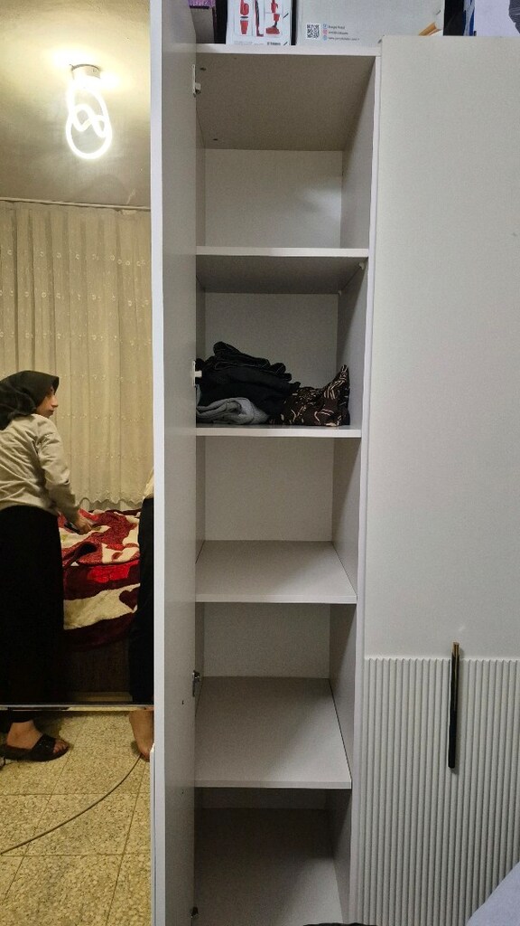 acil satılık gardırop ve komidin - 4