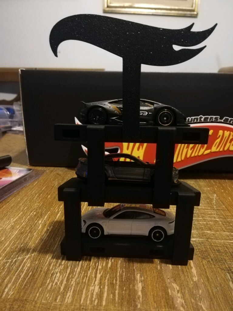 Hot Wheels üçlü araç standı - 4