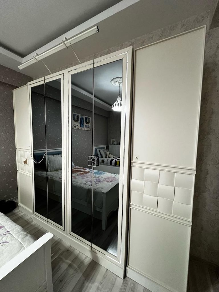 Tertemiz 6 Kapaklı Aynalı Gardırop - Çok Kullanışlı