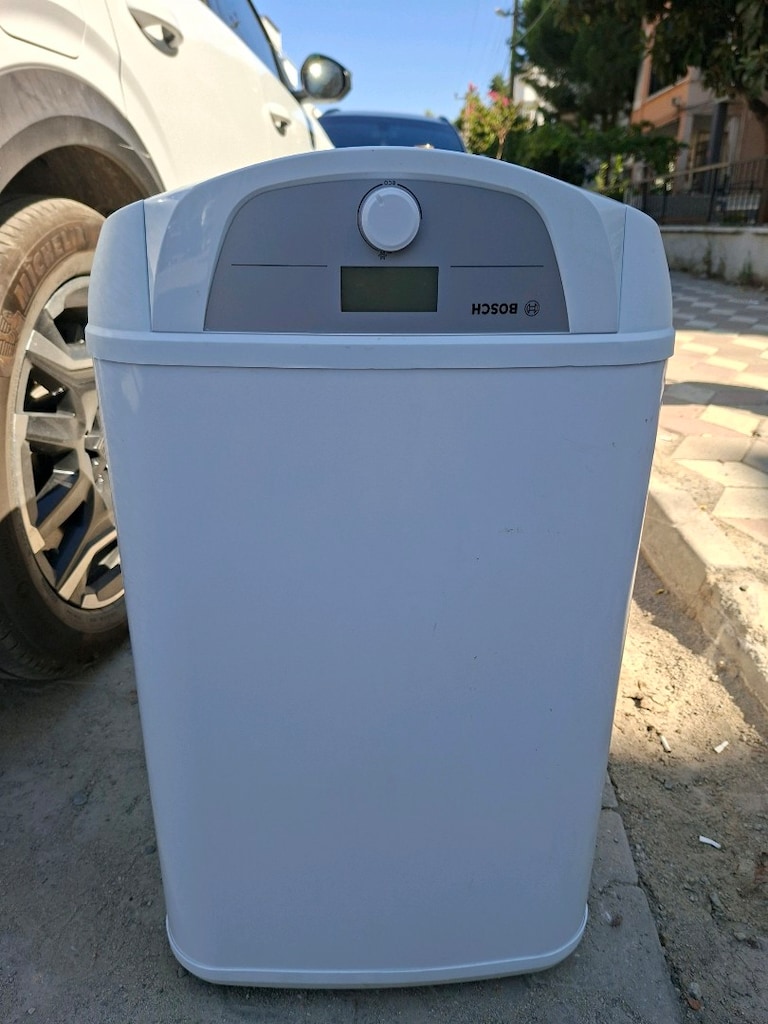 Acil satılık 65 lt Bosch Termisifon