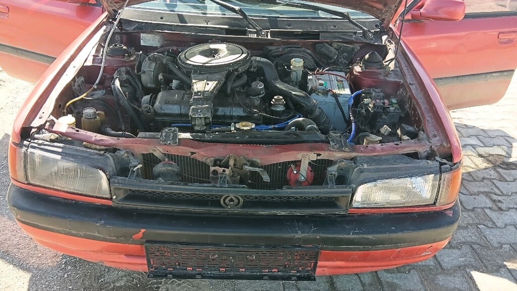 satılık mazda 323 motor takasları dusünulür - 2