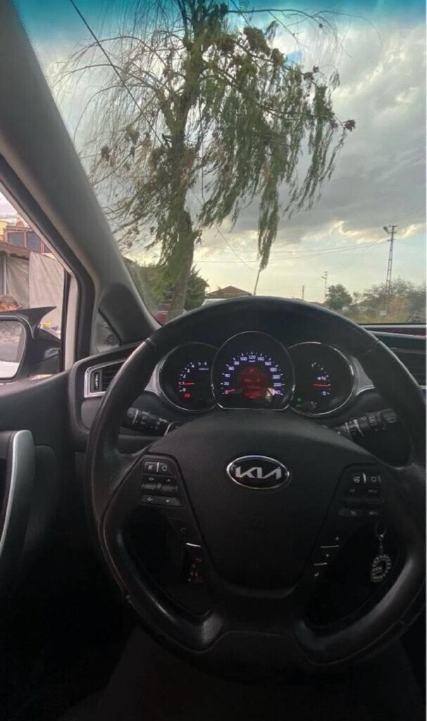 Kia Ceed otomatik - 9