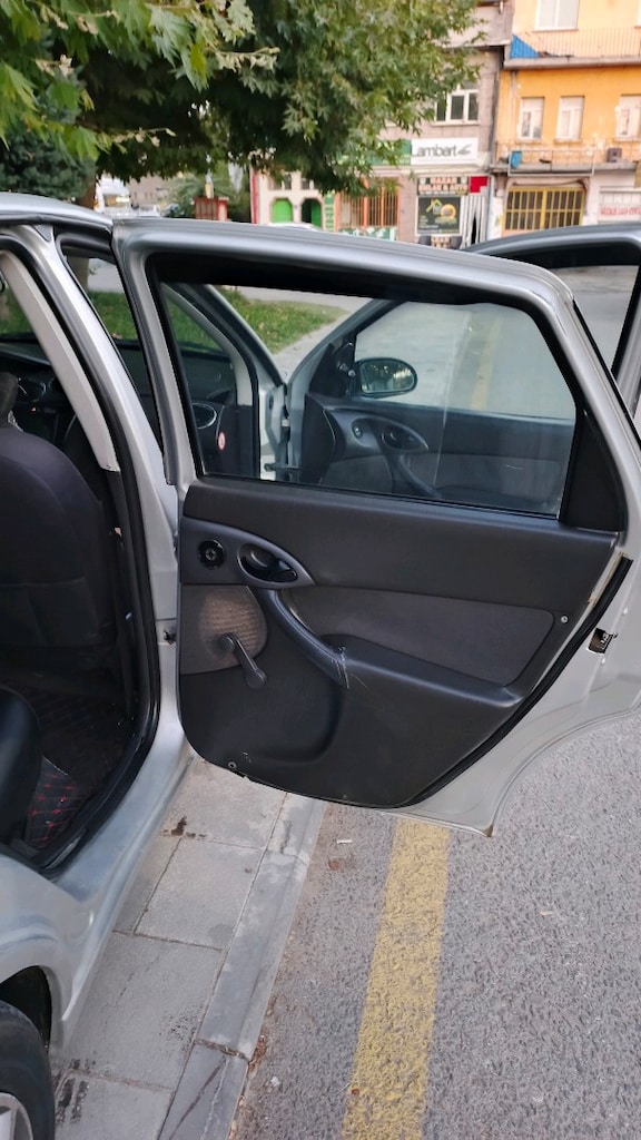Ford focus - 8