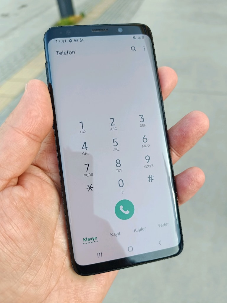 SAMSUNG S9....64gb - 3