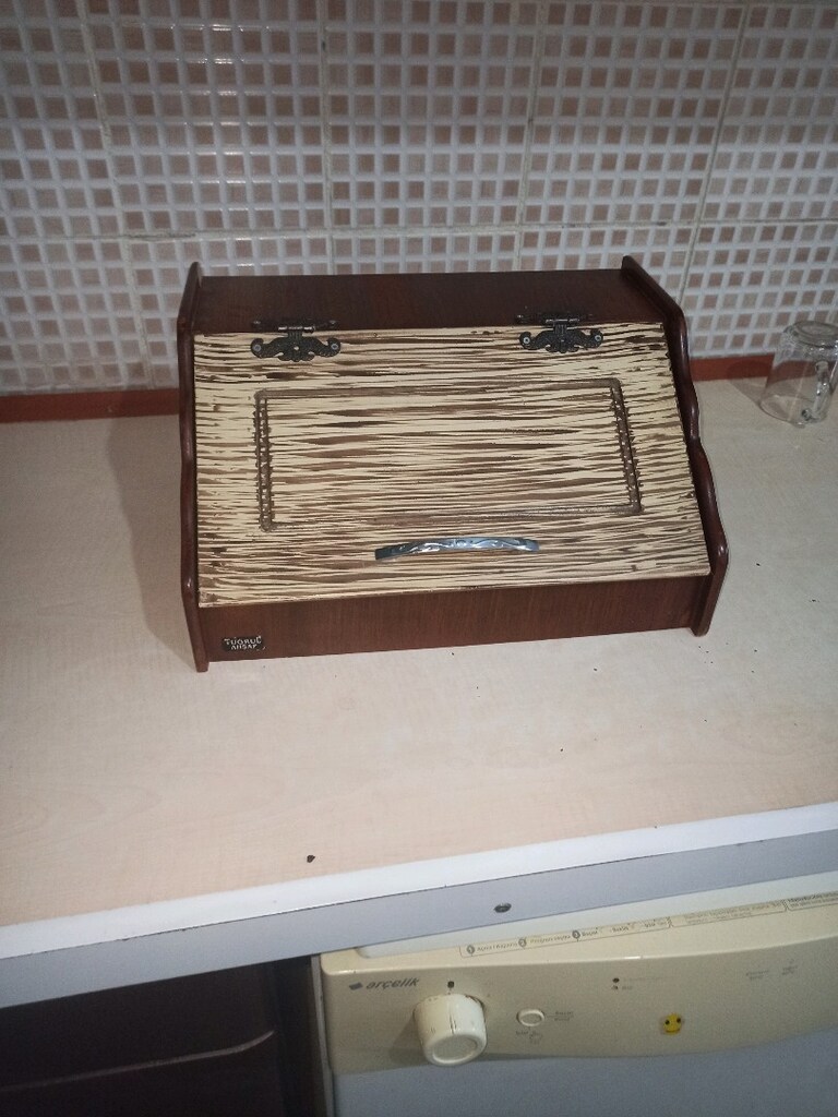 Ekmek saklama kabi - 2
