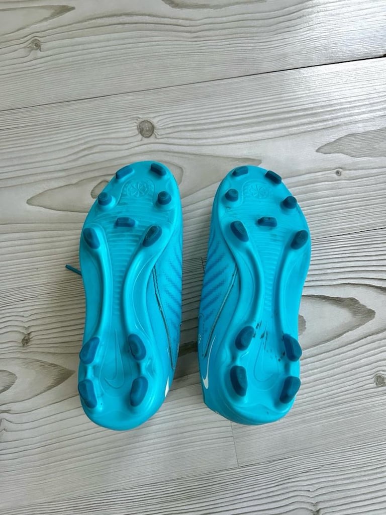 Nike Phantom GX II Club FG/MG mavi krampon - 4