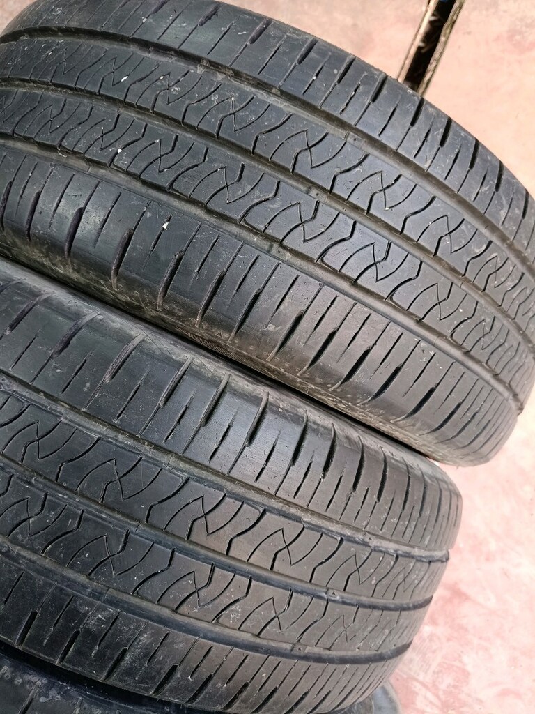 235 55 18 KUMHO... - 2