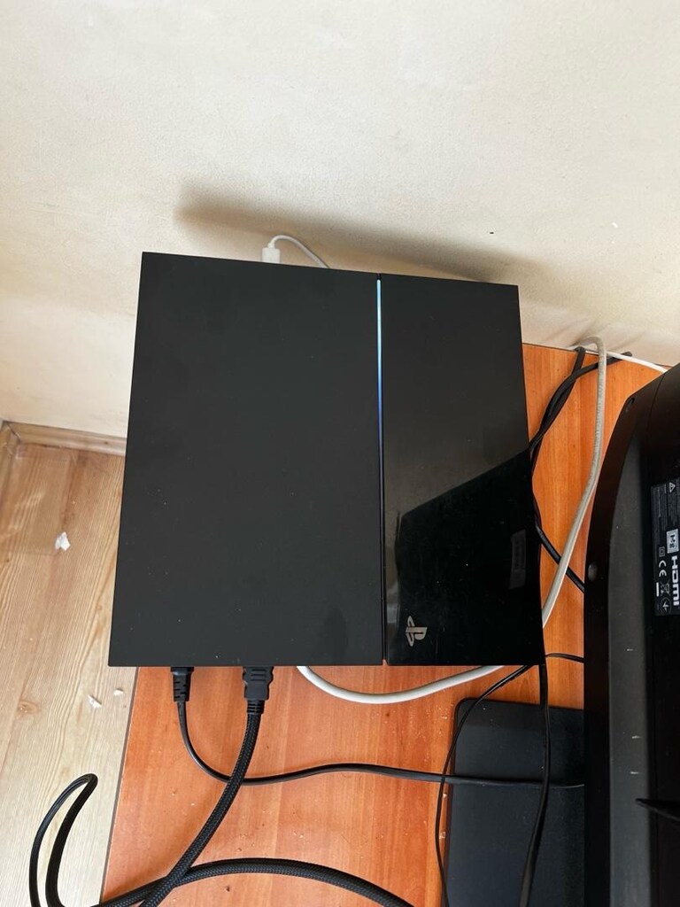 Playstation 4 Temiz Kullanılmış - 2