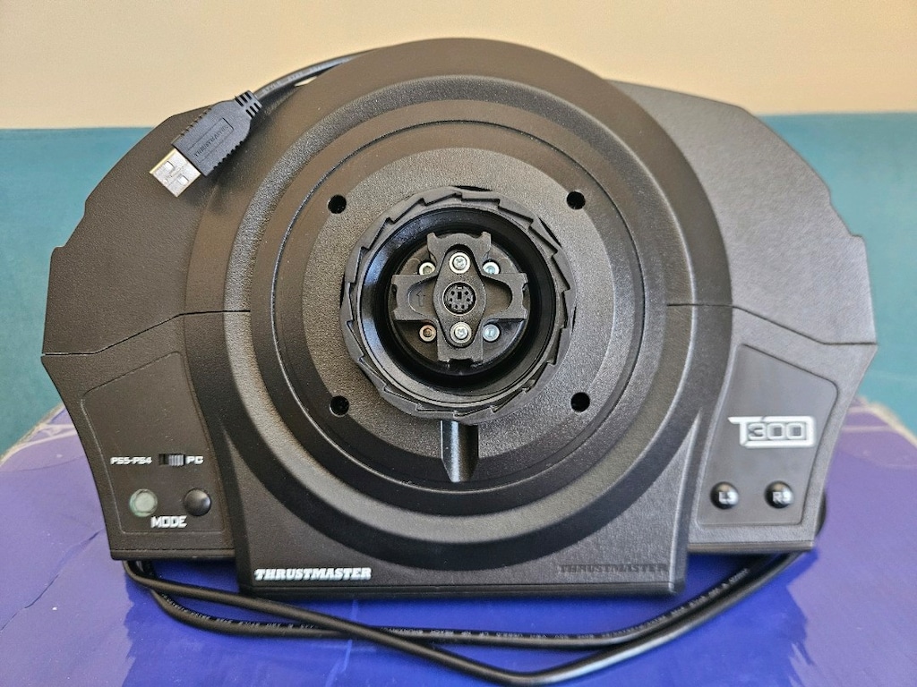 Thrustmaster T300RS GT + TH8A Vites (Direksiyon Seti + Vites) - 2