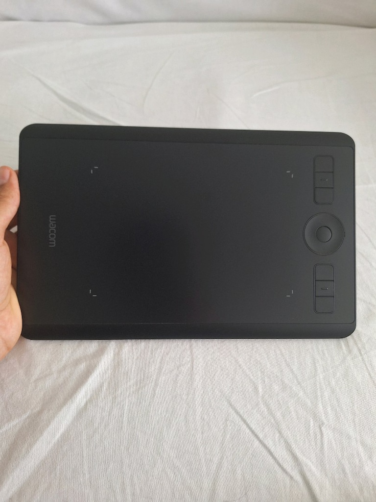 Wacom Intuos Pro Small (PTH-460) Grafik Tablet - Kalem -Çizim Eldiveni - 3
