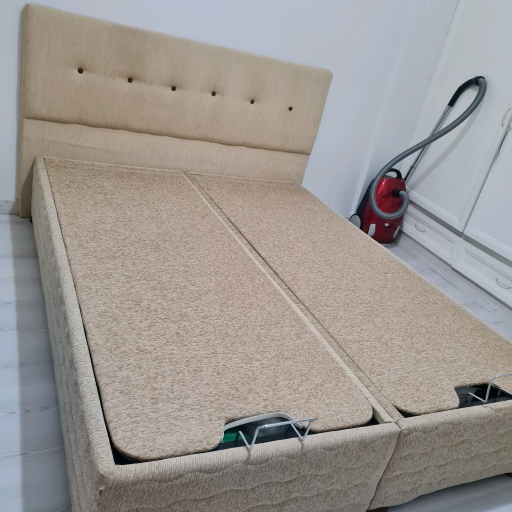 Bellonanın çift kişilik baza artı başlık.Öiçüleri 1.50ye 2m - 2