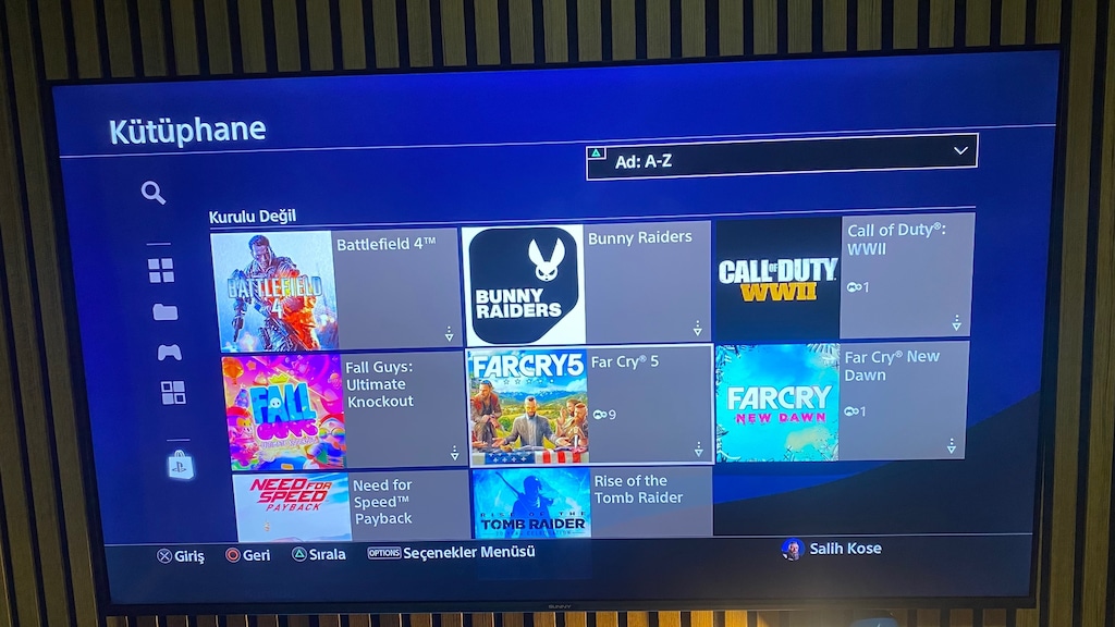 Playstayion 4 Slim - 6