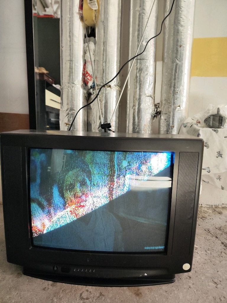 tüplü TV 22 inç - 2