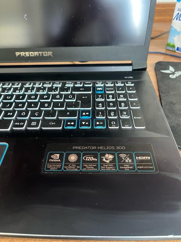 Acer Oyuncu Laptop - 2