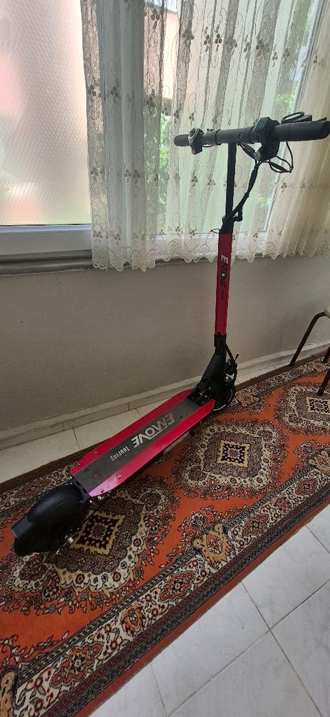 Elektrikli scooter