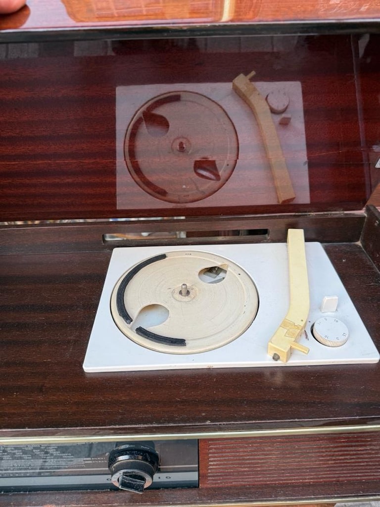 GRUNDIG Pikaplı Radyo - 5