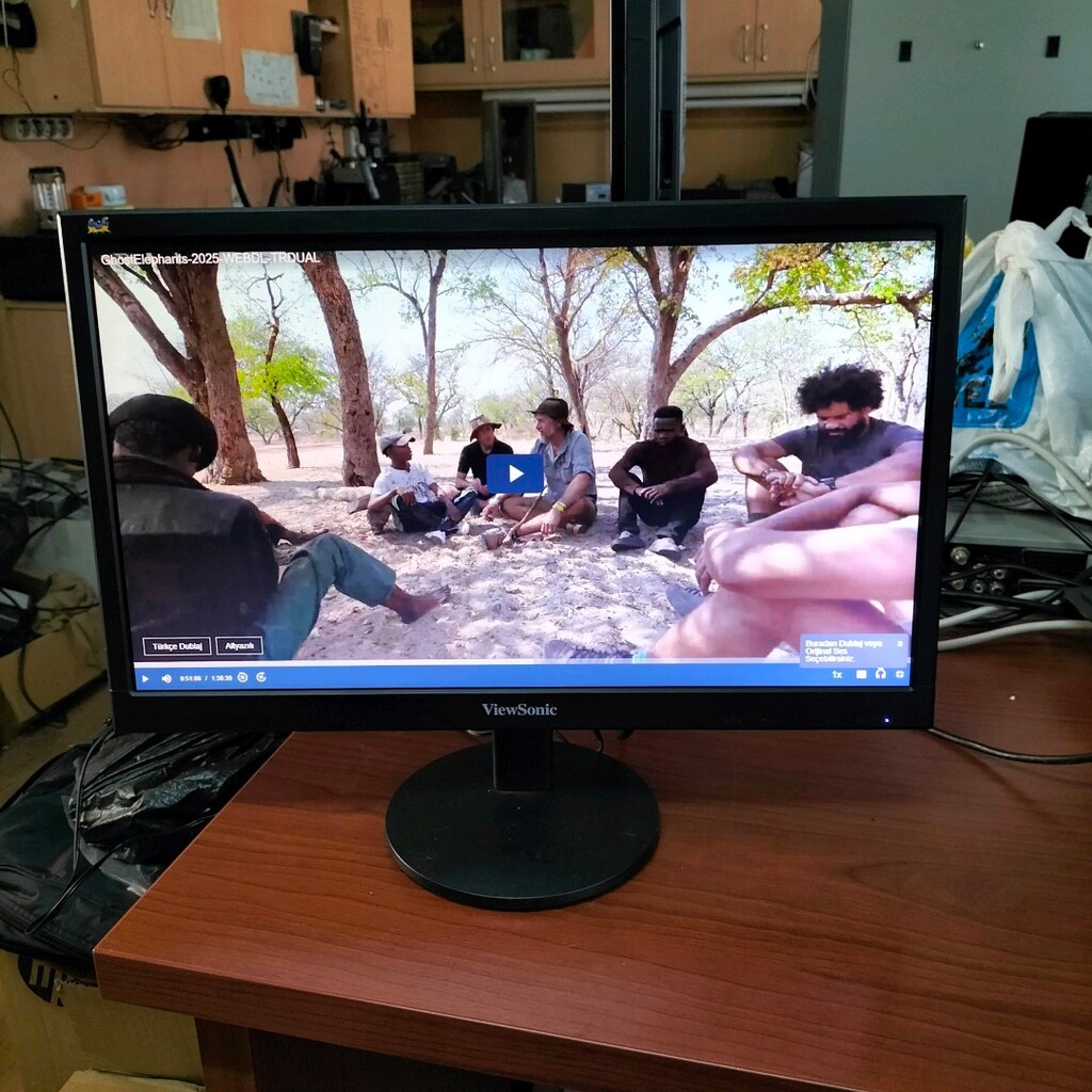Viewsonic 19 inch VGA girişli LED monitör.12 volt adaptöre çevrilmiş. - 3