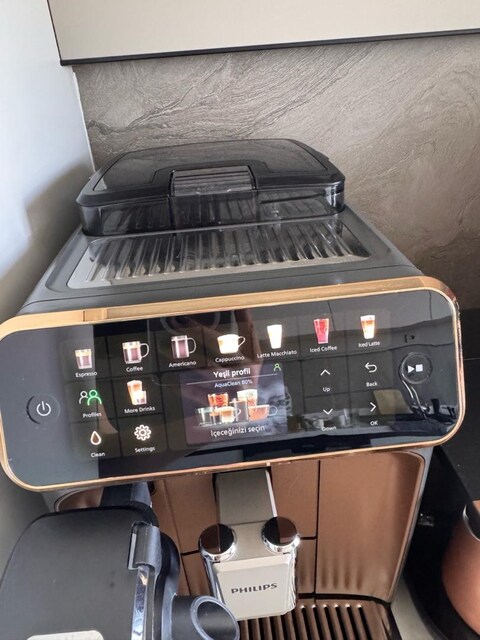 Philips 5500 LatteGo: Tam Otomatik Espresso Makinesi EP5547/90 modeli