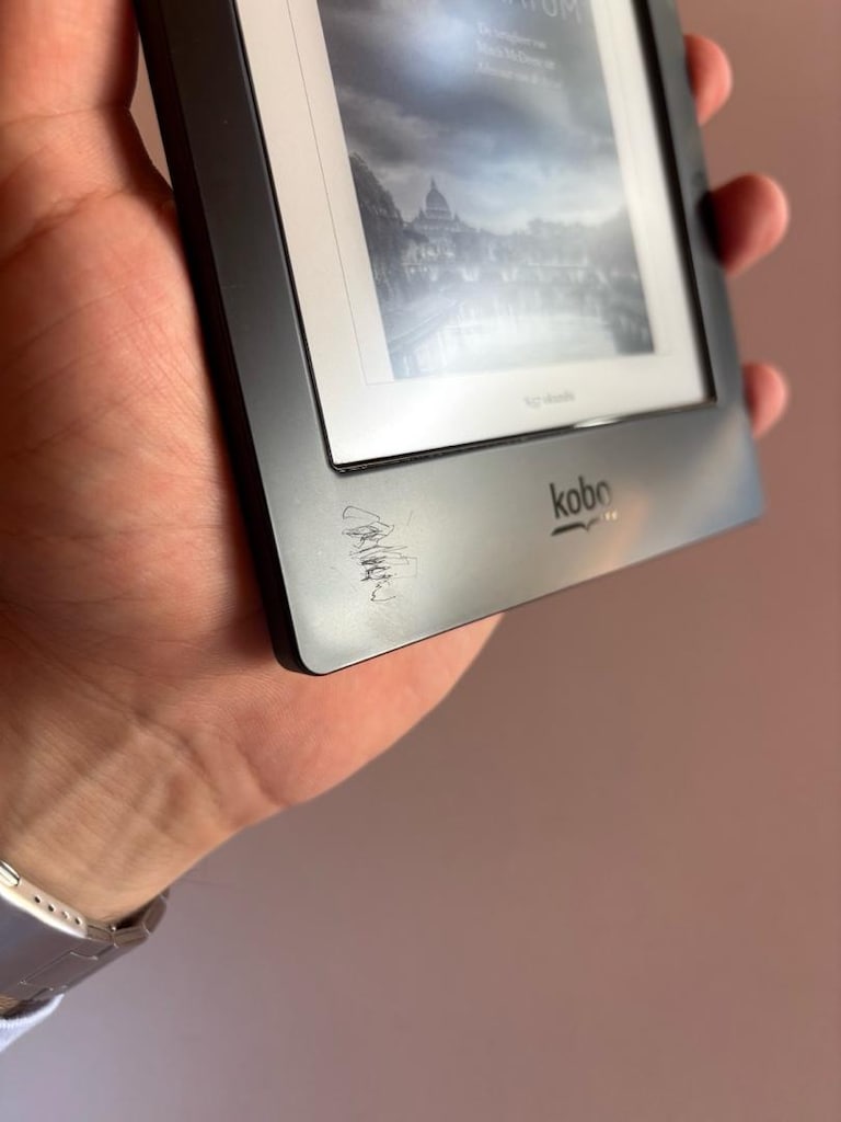 KOBO AURA H20 - 9