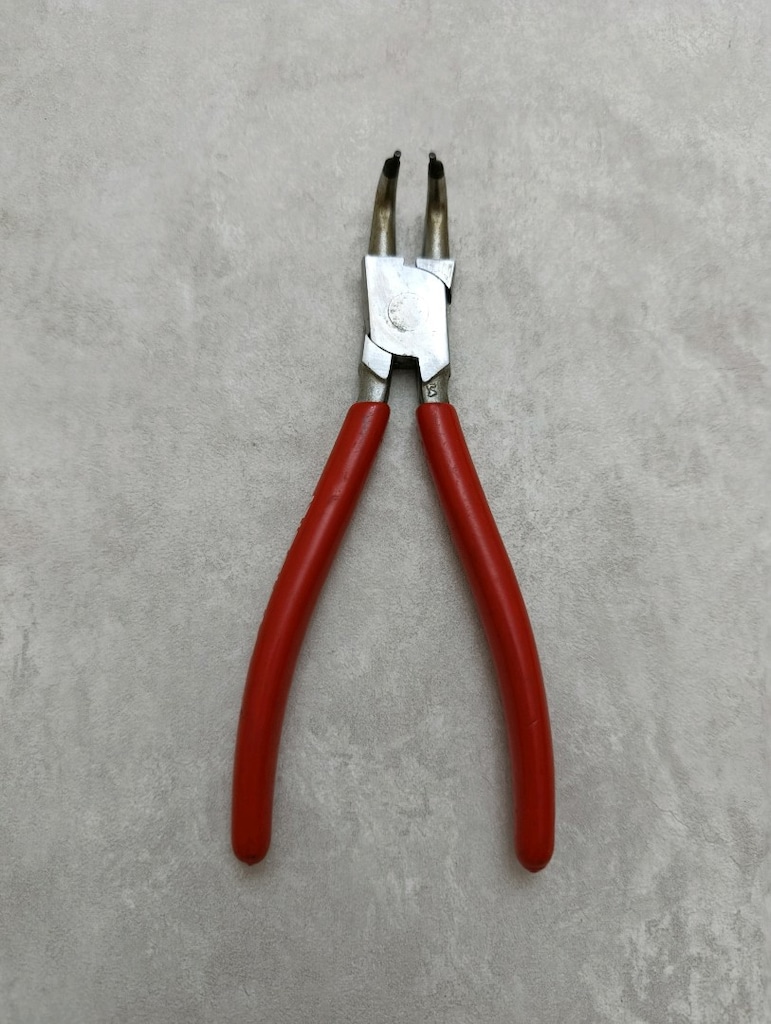 İzeltaş 170 mm İç Segman Pense Eğri - 2