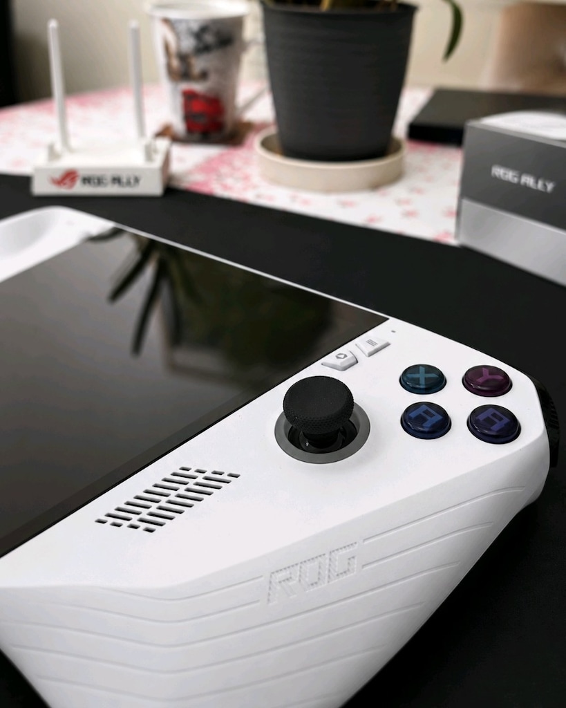ASUS ROG ALLY Z1 EXTREME FULL KUTU + SPIGEN + DOCK + ÖZEL TAŞIMA - 8