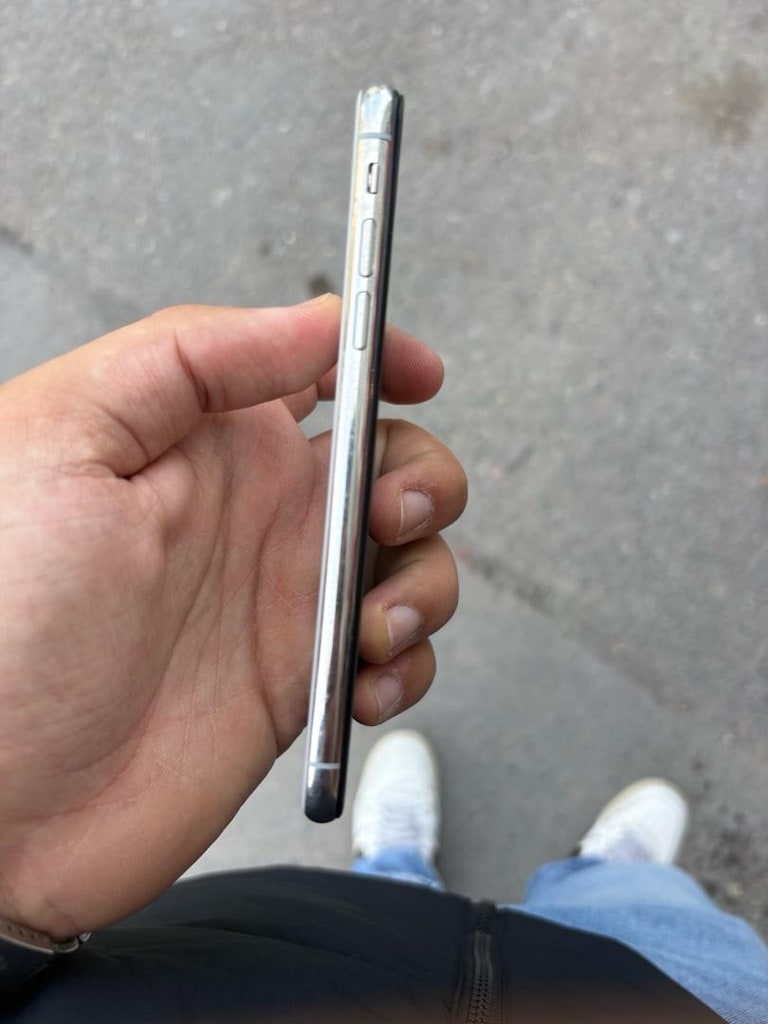 iPhone X 64 GB – Pil %100 – Face ID Aktif - 2