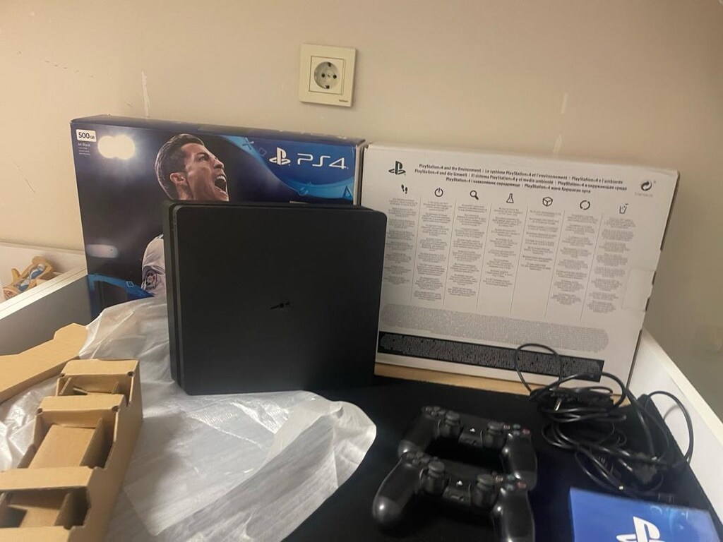 KIRIK PS4 SLIM 500GB | KUTULU FATURALI | 2 ORJİNAL KOL | ÇOK TEMİZ - 7
