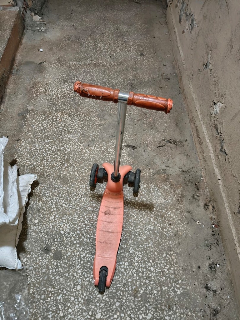 Herşeyiyle sağlam Scooter.Çocuk için uygun,arızasız haldedir - 7