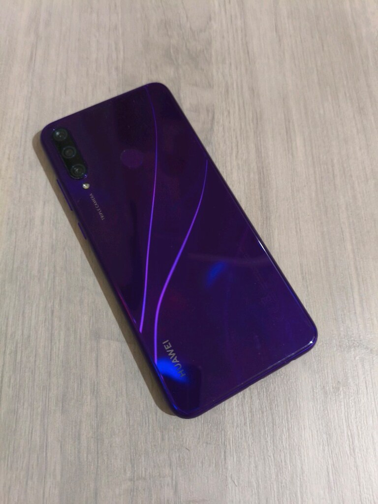 HUAWEİ Y6P-64GB -4RAM SADECE CİHAZ TERTEMİZ SORUNSUZ TAKASYOKK YOKTUR - 4