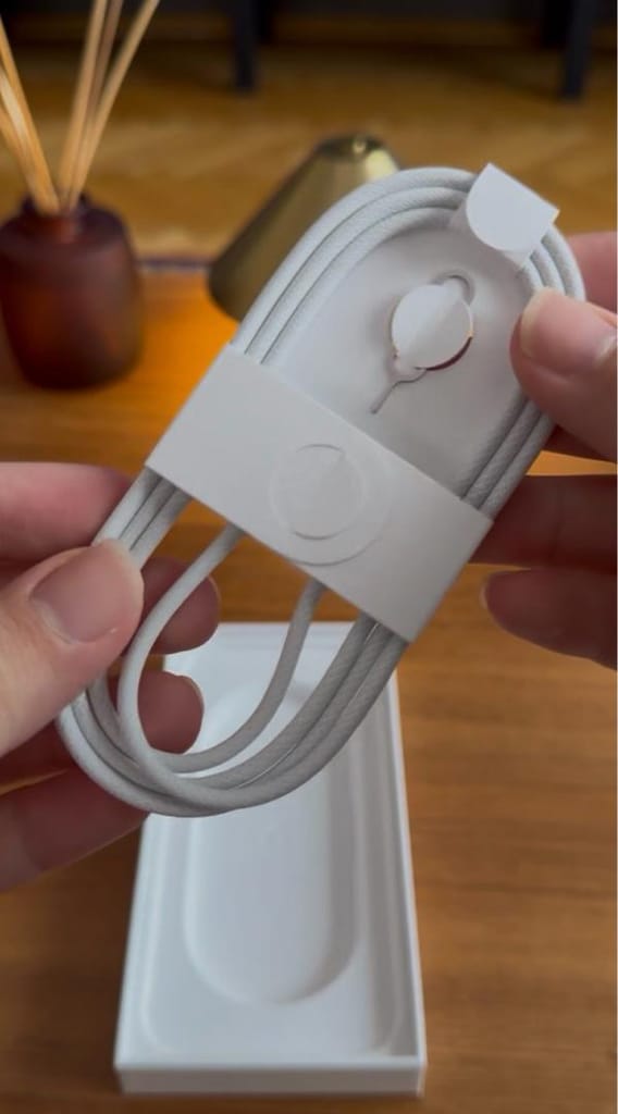 iPhone 17 Pro Max 2 TB Kozmik Turuncu - 4