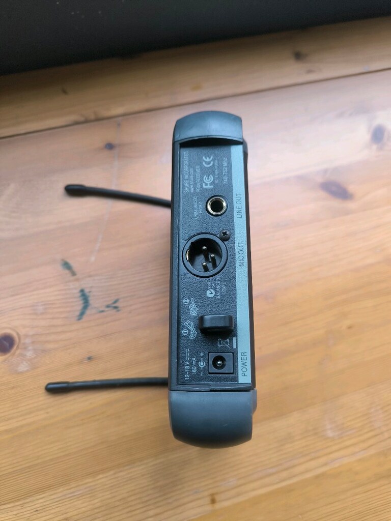 Shure PGX4 L5 El Tipi Kablosuz Mikrofon Sistemi PGX Alıcı 644-662MHz - 2