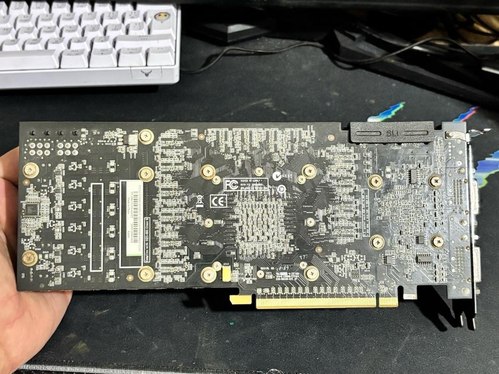 Zotac GeForce GTX 260 896MB 448-Bit Ekran Kartı - 5
