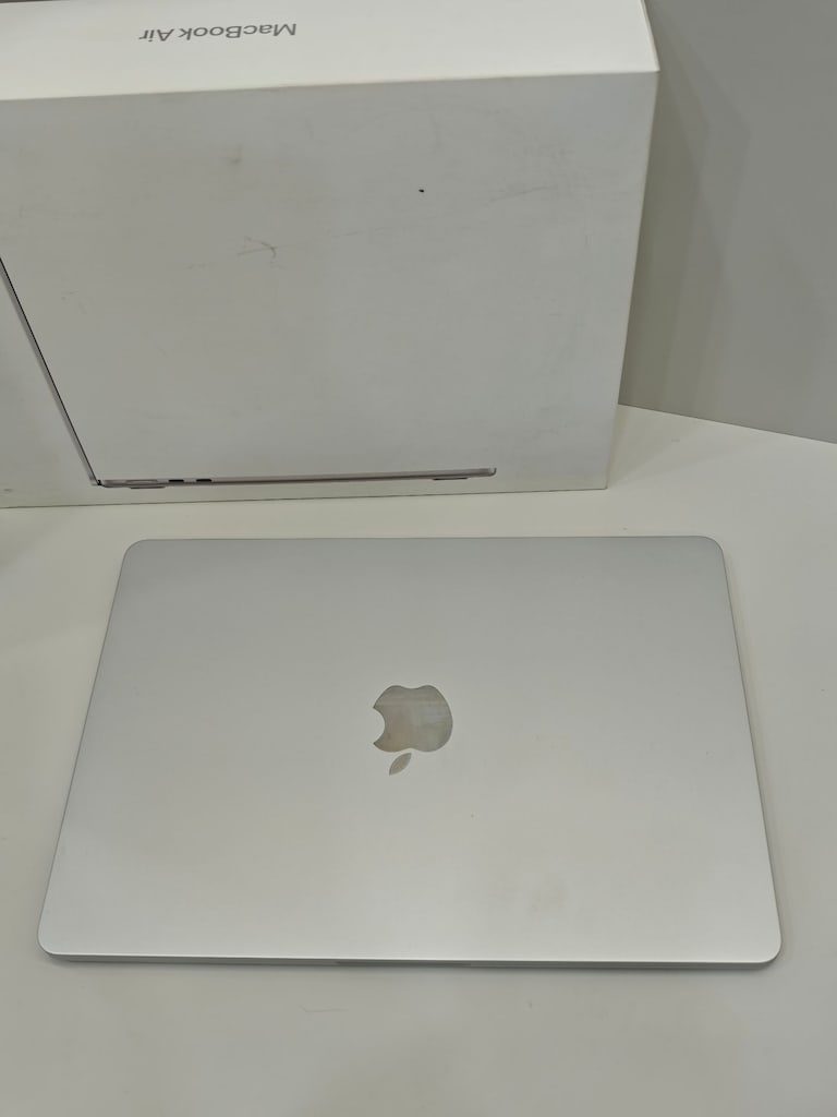 Apple MacBook Air M4 13.6 İnç 16 GB RAM 256 GB SSD Gümüş 2025 - 4