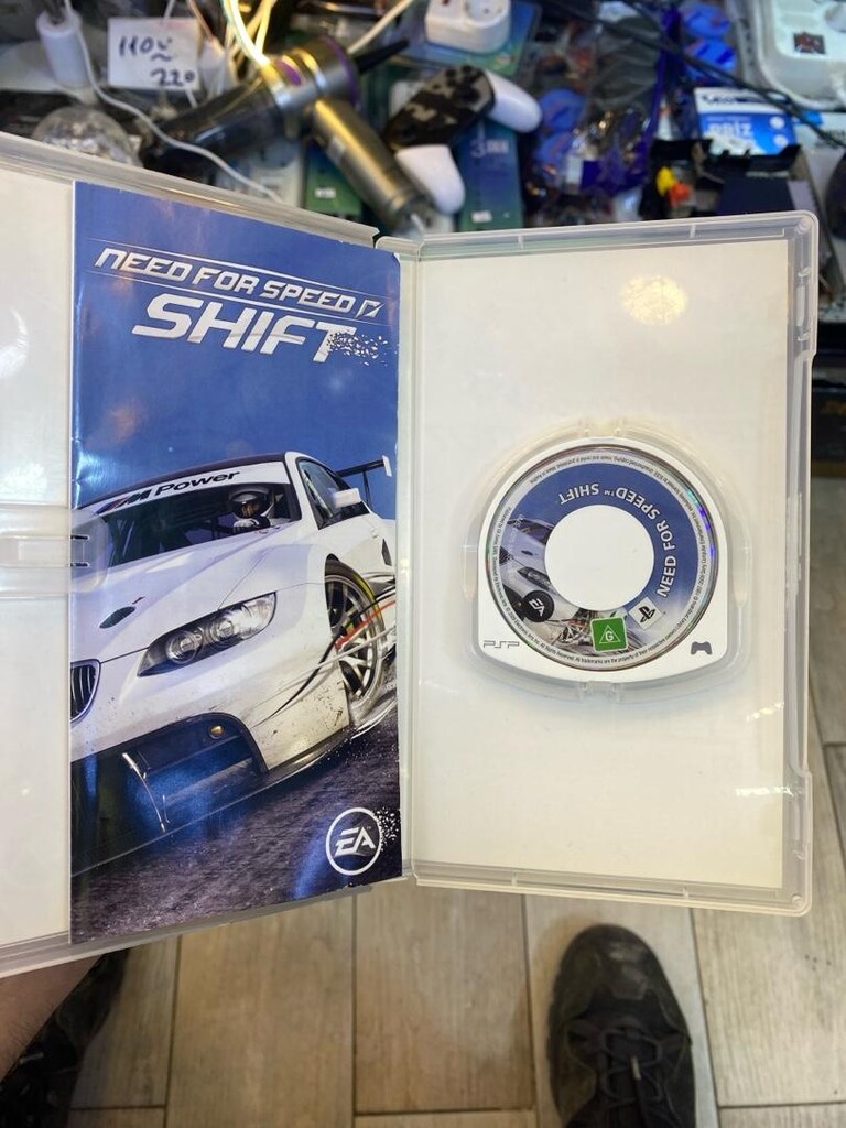 Need For Speed Shift PSP - 2