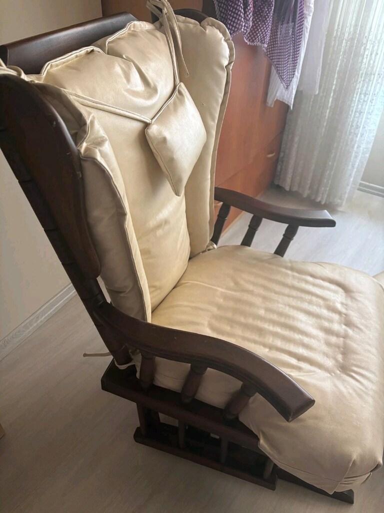 Ayaklıklı Ceviz Sallanan Sandalye - 6