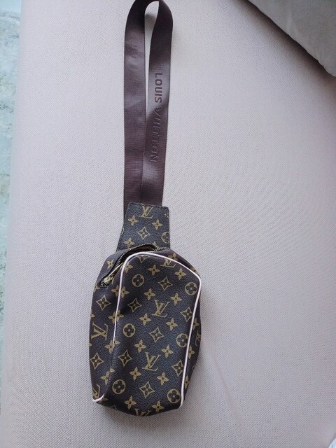 Louis Vuitton çanta