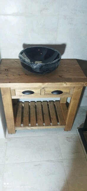 RUSTİK MASİF BANYO DOLABI
