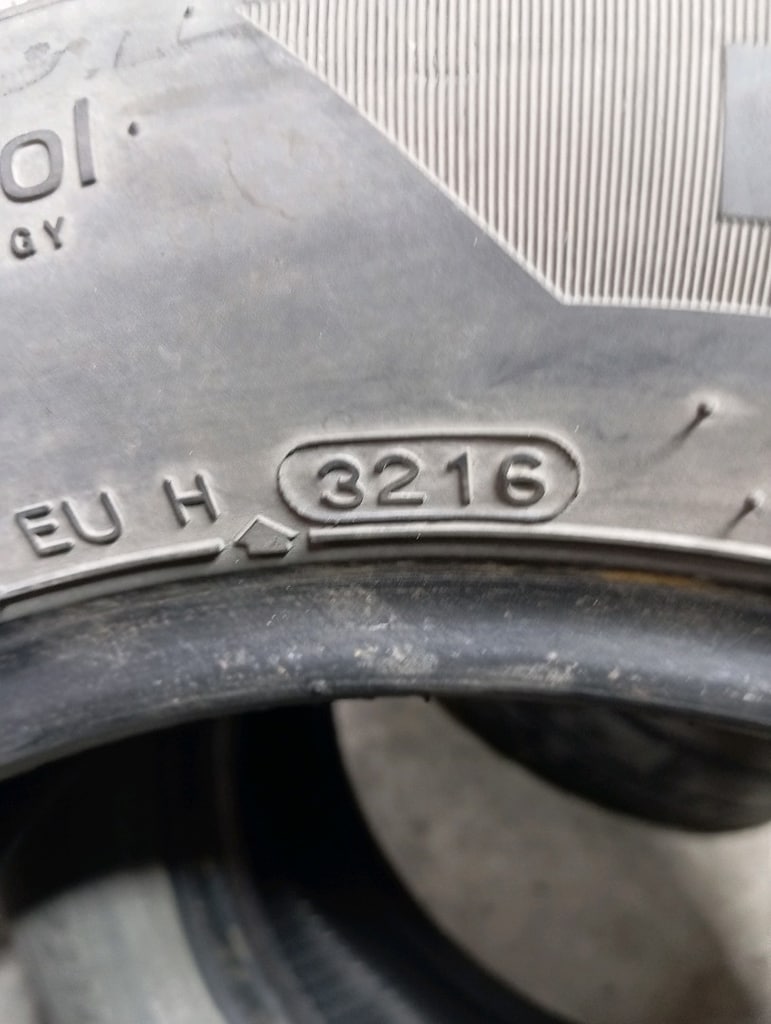 195 60 15 Hankok marka kış lastiği 2016 tarihli iki adet var elimde - 6
