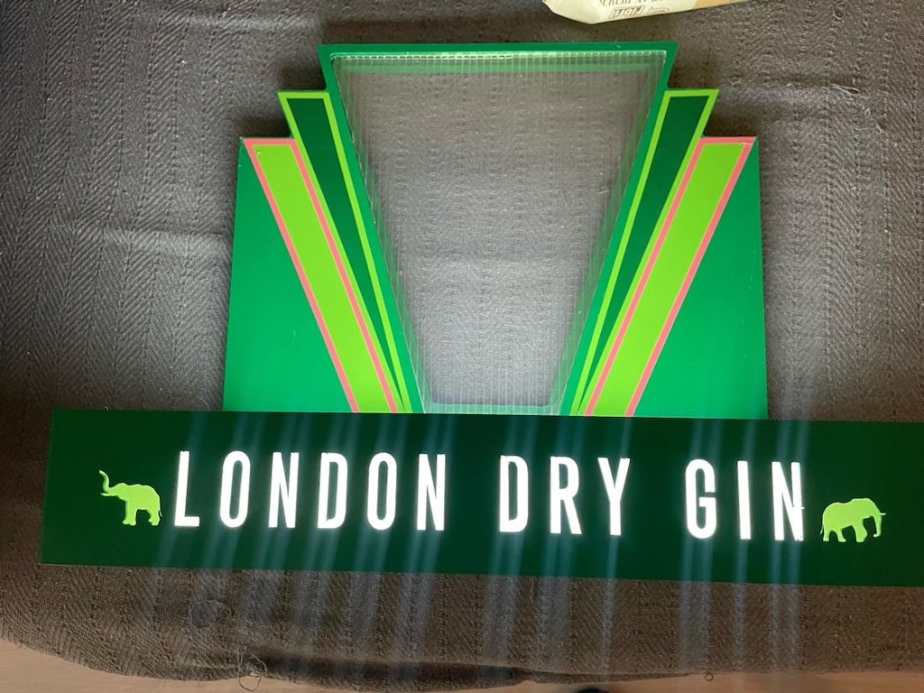 London Dry Gin Işıklı Dekoratif Reklam Standı – Pilli – Koleksiyonluk - 2