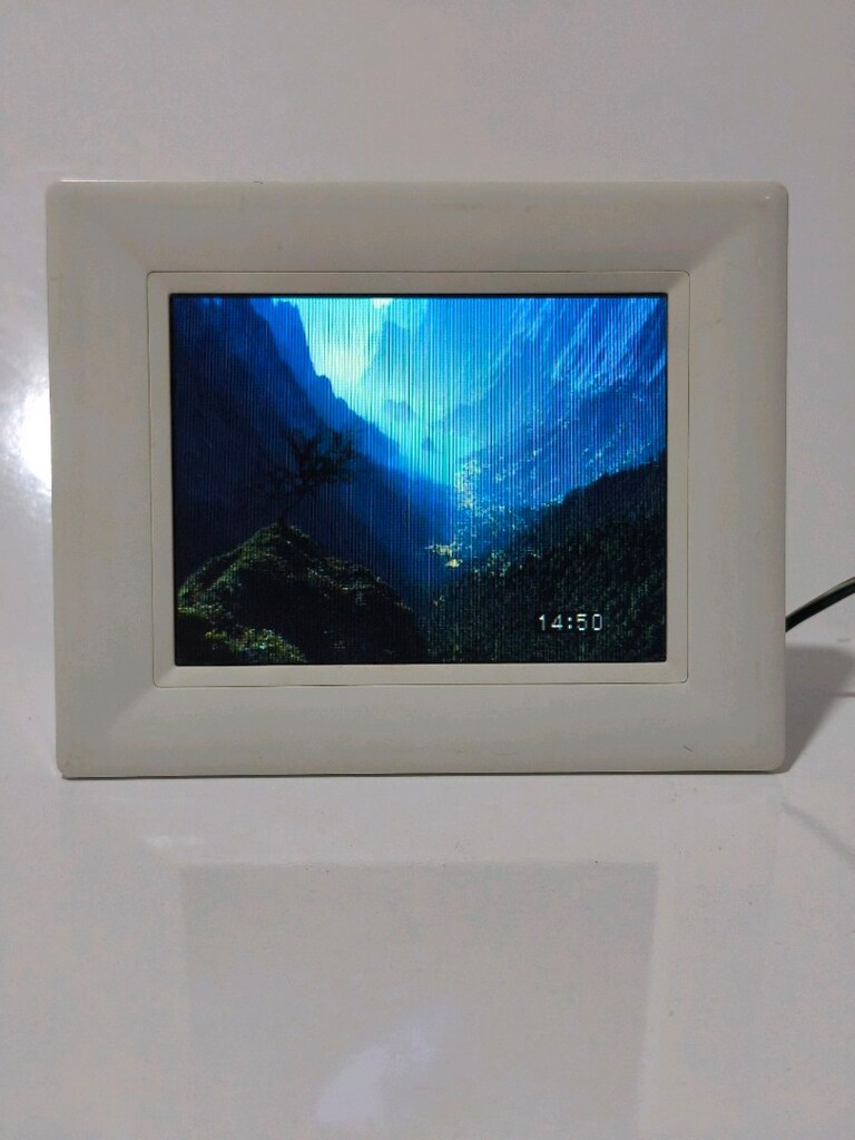 Philips 5,6" Dijital Resim Çerçevesi - 5