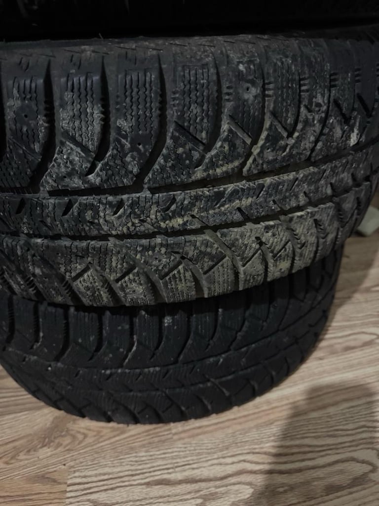 LASSA 225/55/16 - 6