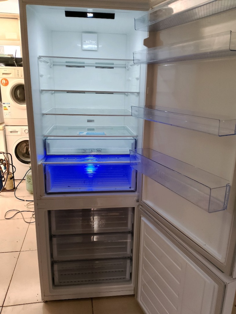 yeni nesil Beko nofros buzdolabı nakliye kurulum dağil sorunsuz - 6