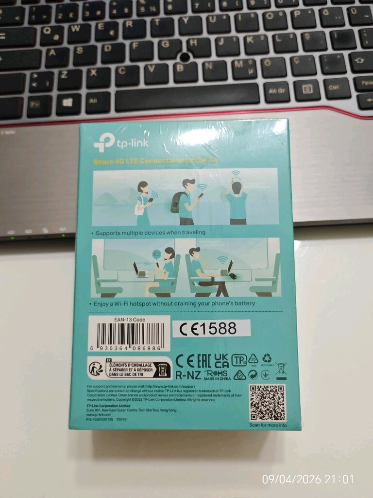 TP-Link M7000 4G LTE Mobile Wi-Fi Modem - 2